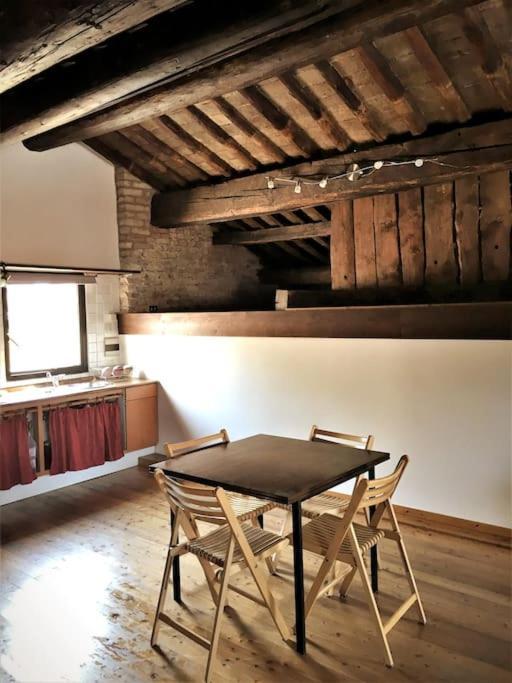 Romantic Studio In The Historical Heart Of 파도바 외부 사진